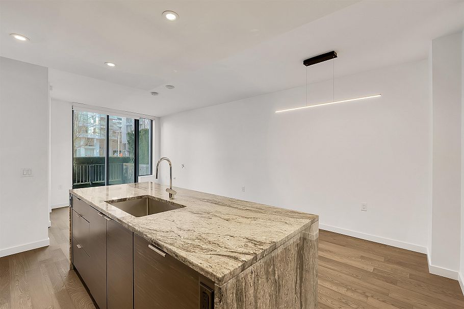 102 1688 Pullman Porter Street Vancouver, BC - 6