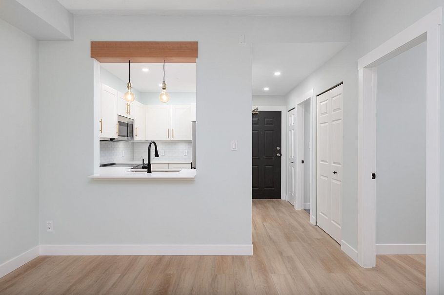 327 3600 WINDCREST DRIVE, North Vancouver BC V7G 2S5 North Vancouver, BC - 4