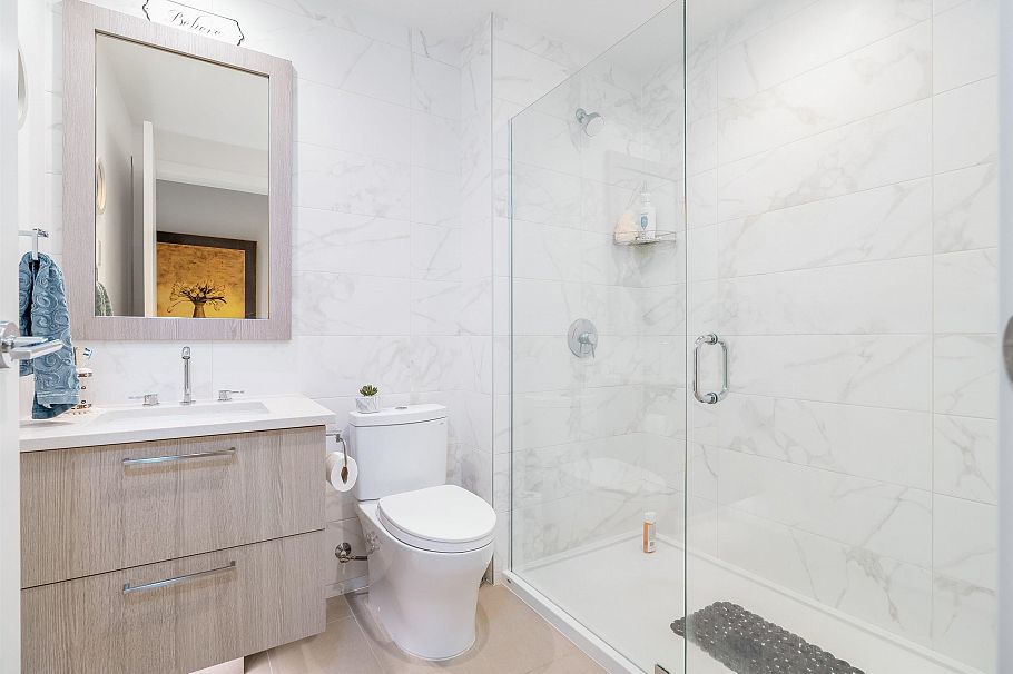 201 707 E 3rd Street North Vancouver, BC - 11