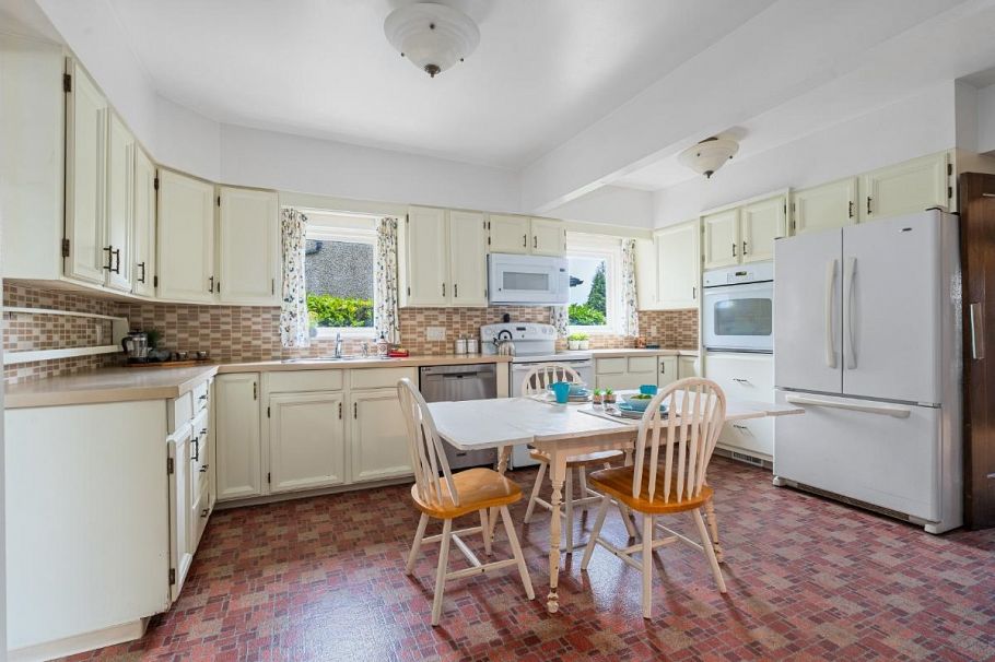 5584 Maple Street Vancouver, BC - 11