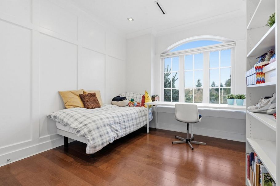 5058 Dunbar Street Vancouver, BC - 13