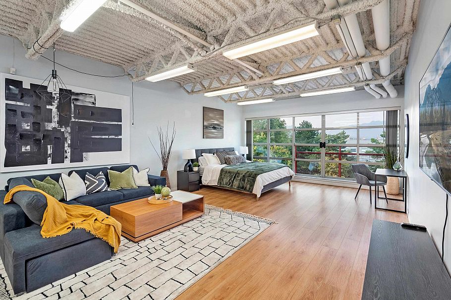 306 350 E 2nd Avenue Vancouver, BC - 2