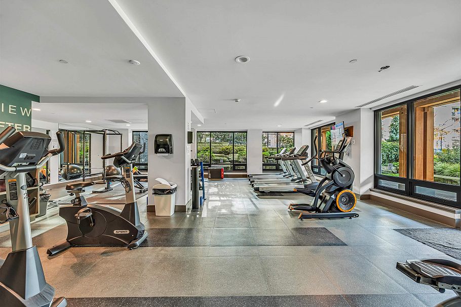 404 2632 Library Lane North Vancouver, BC - 33