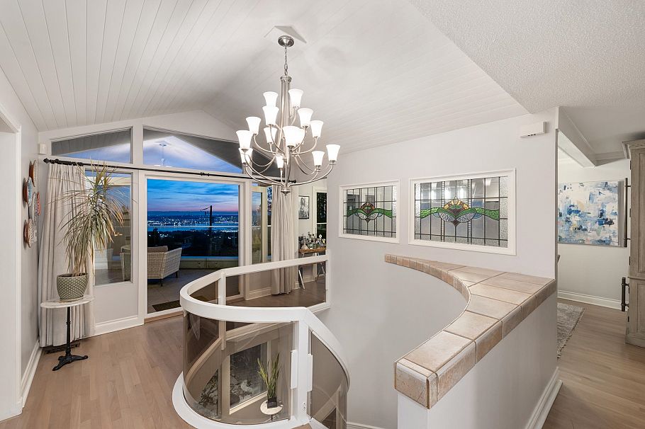 310 Beaver Road North Vancouver, BC - 13