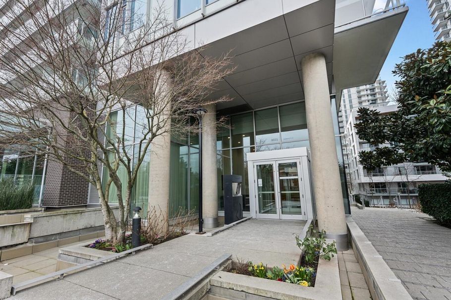 2309 8031 Nunavut Lane Vancouver, BC - 1