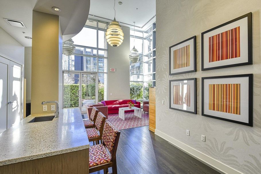 310 1616 Columbia Street Vancouver, BC - 14