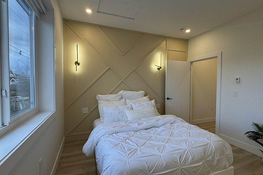 1 2703 E 3rd Avenue Vancouver, BC - 13