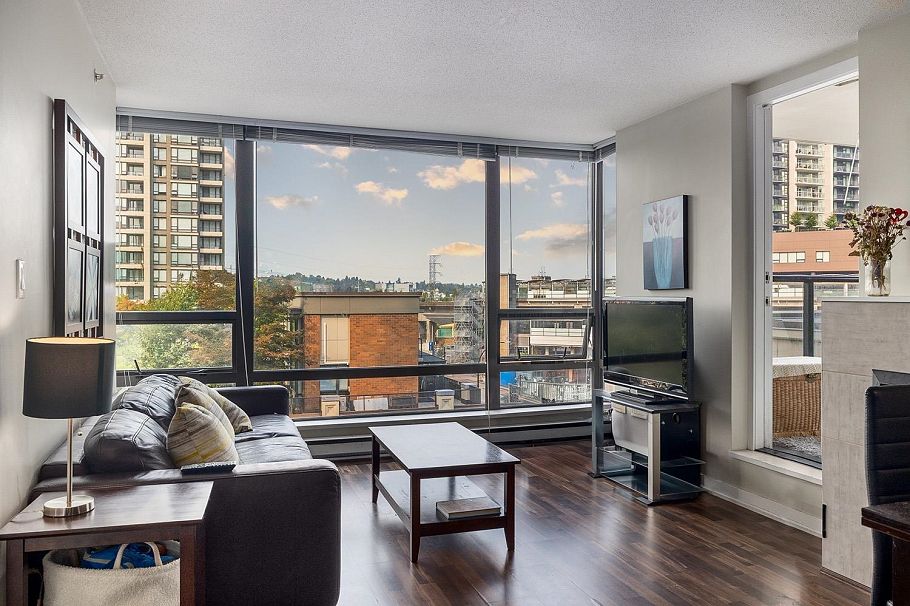 506 4182 Dawson Street Burnaby, BC - 4