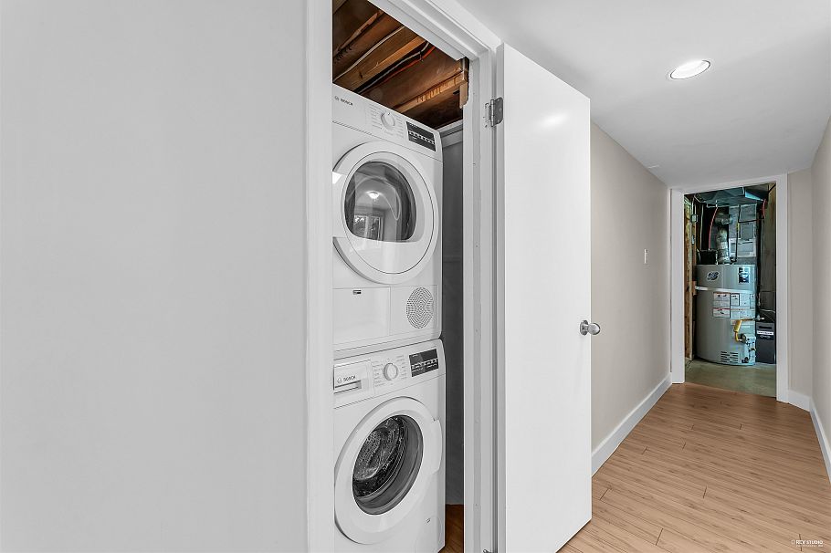 472 Crestwood Avenue North Vancouver, BC - 7