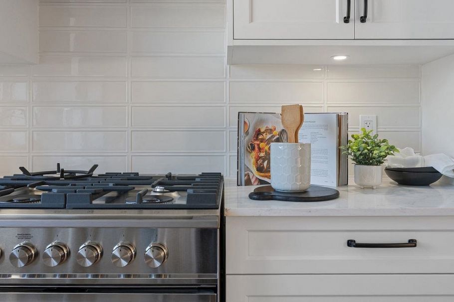 2 2447 E 41st Avenue Vancouver, BC - 14