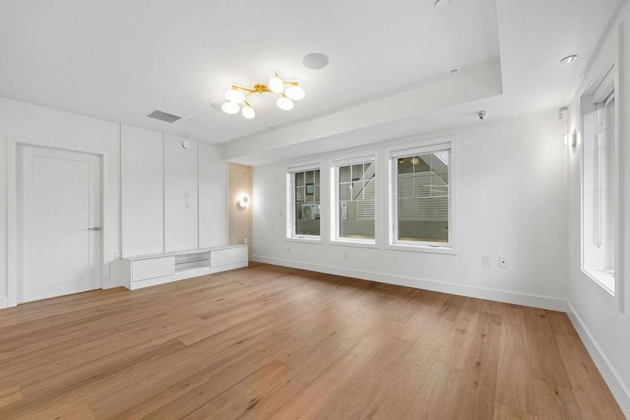 1139 W 33rd Avenue Vancouver, BC - 24