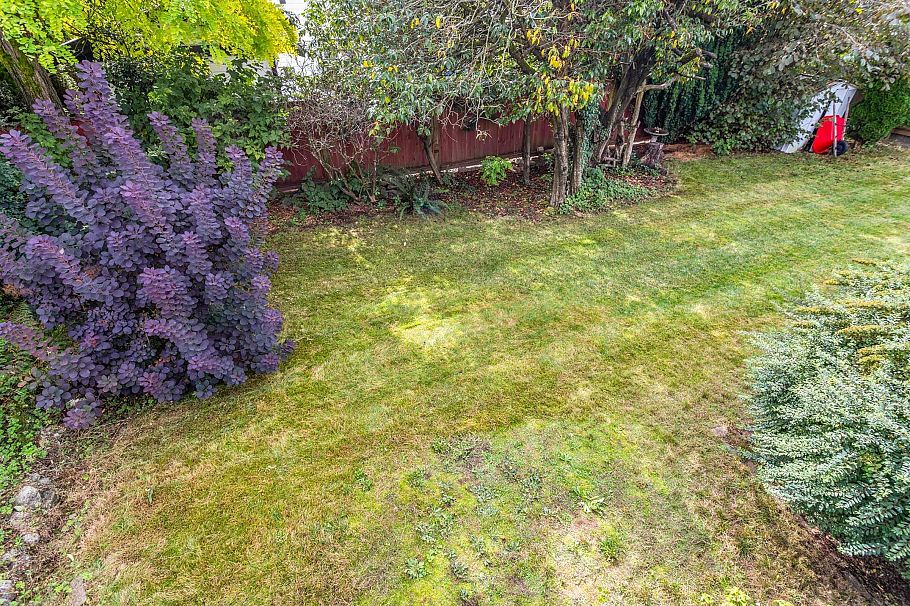 935 Beaconsfield Road North Vancouver, BC - 33