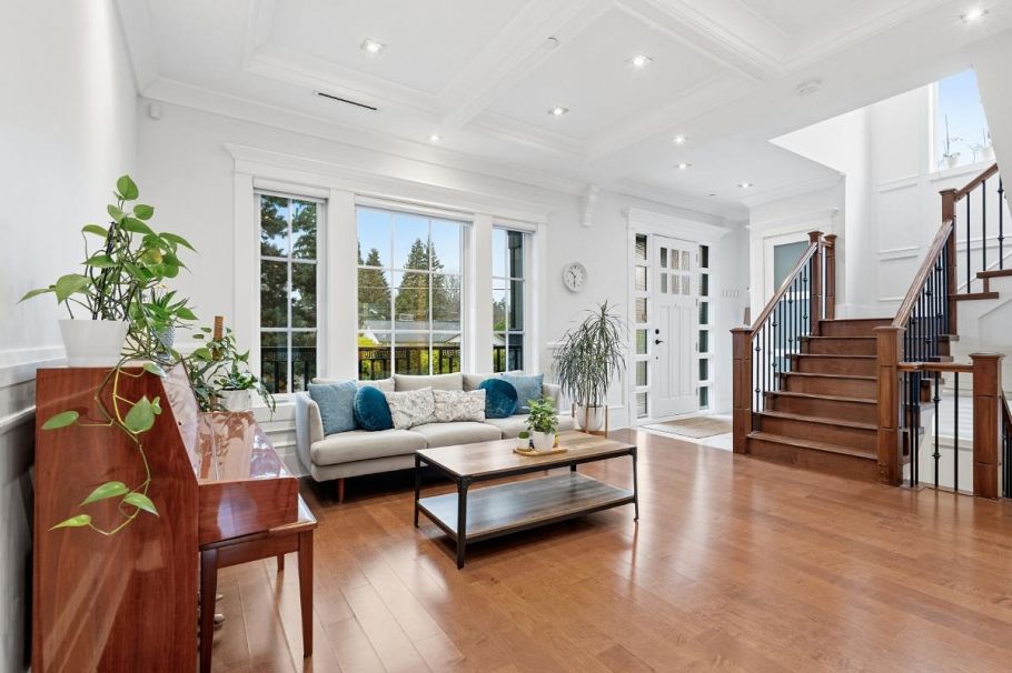 5058 Dunbar Street Vancouver, BC - 4