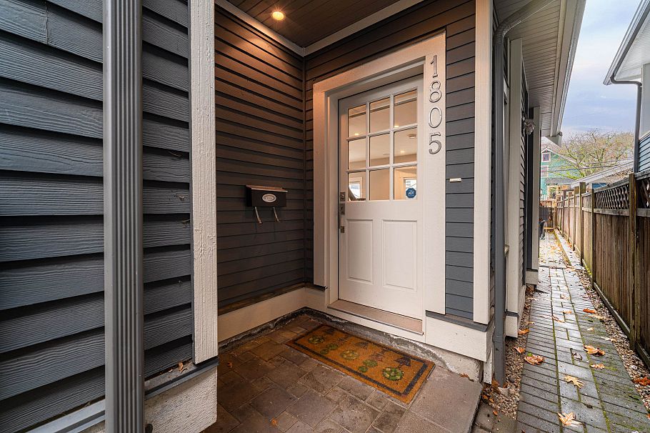 1805 E 7th Avenue Vancouver, BC - 31