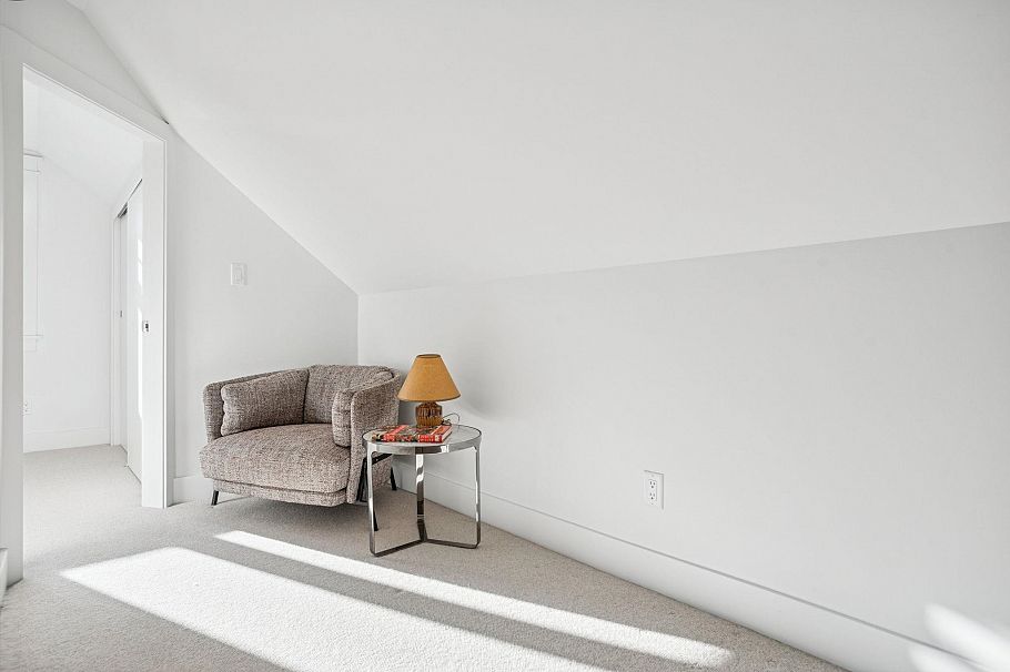 1851 E 16th Avenue Vancouver, BC - 22