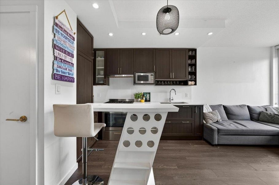 3006 5515 Boundary Road Vancouver, BC - 2