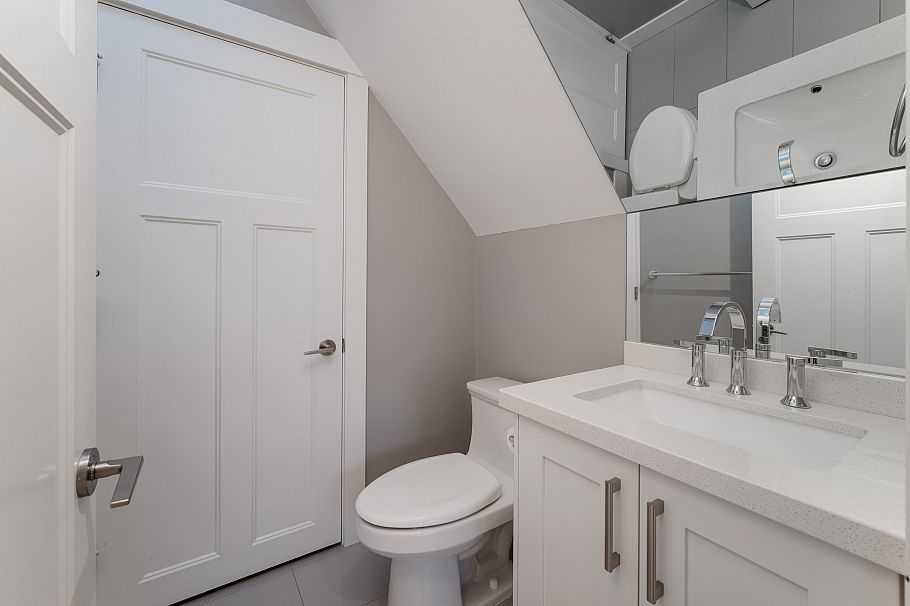 1805 E 7th Avenue Vancouver, BC - 27