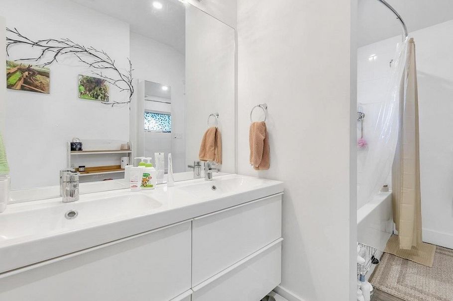 153 W 19th Avenue Vancouver, BC - 28