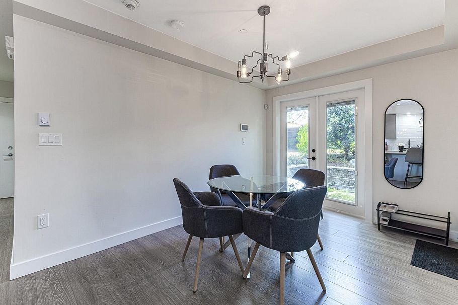 2488 E 34th Avenue Vancouver, BC - 10