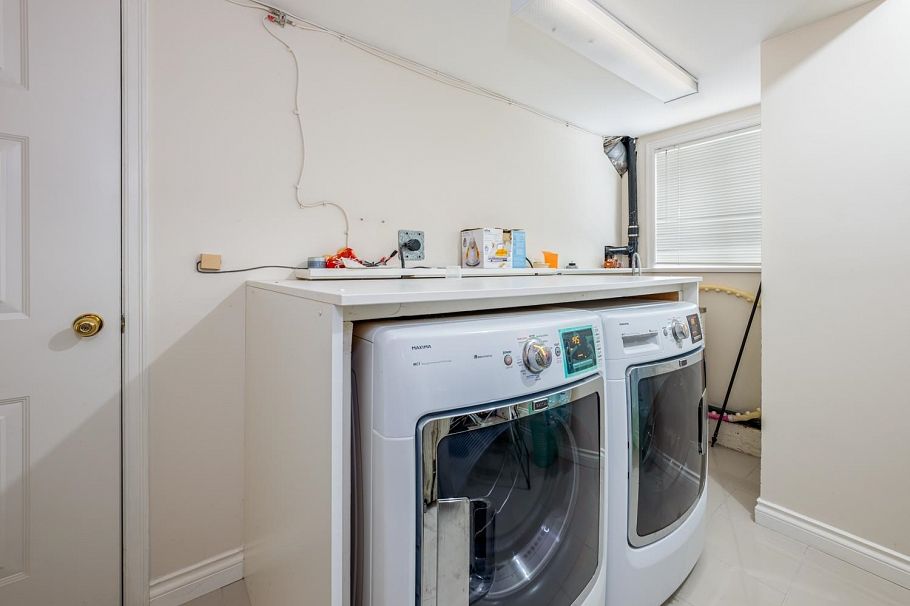 4389 Locarno Crescent Vancouver, BC - 29