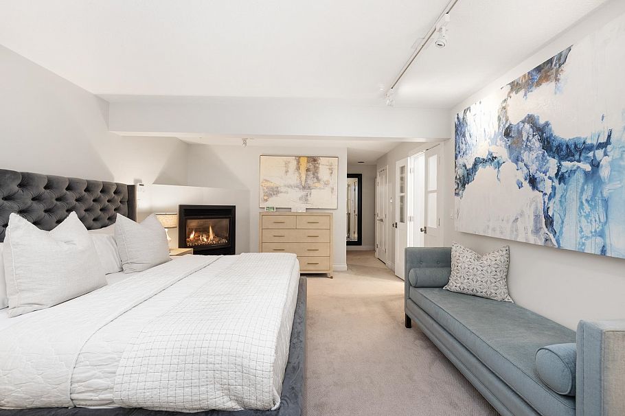 310 Beaver Road North Vancouver, BC - 23