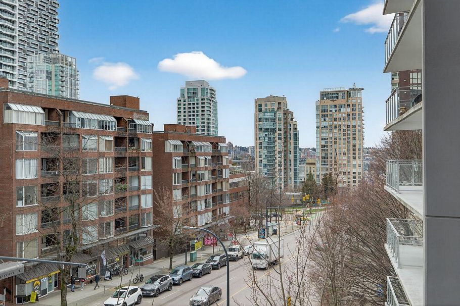 606 1009 Harwood Street Vancouver, BC - 14