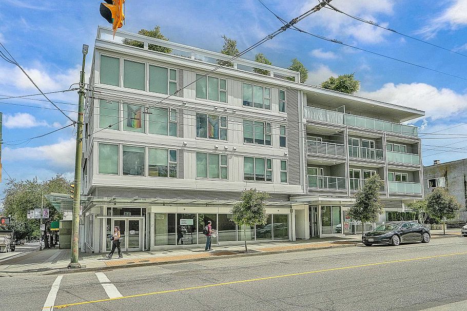 210 2508 Fraser Street Vancouver, BC - 24