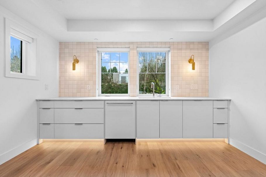 1139 W 33rd Avenue Vancouver, BC - 8