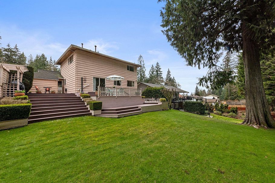 5427 Cliffridge Avenue North Vancouver, BC - 24