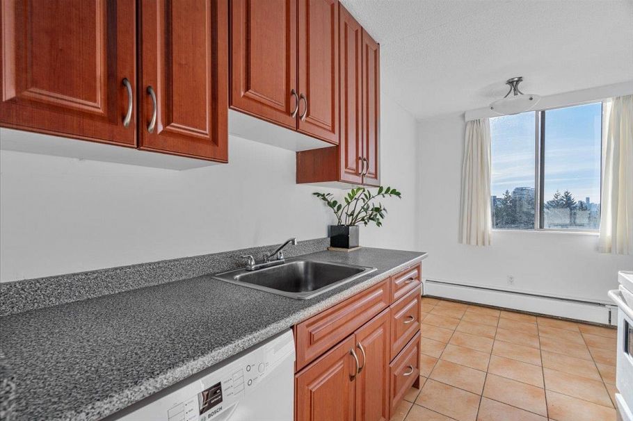 911 2016 Fullerton Avenue North Vancouver, BC - 4