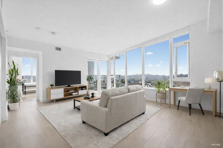 1906 1401 Hunter Street North Vancouver, BC - 3