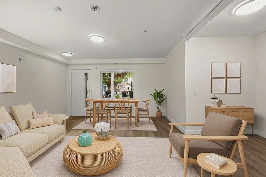 2745 Ward Street Vancouver, BC - 2