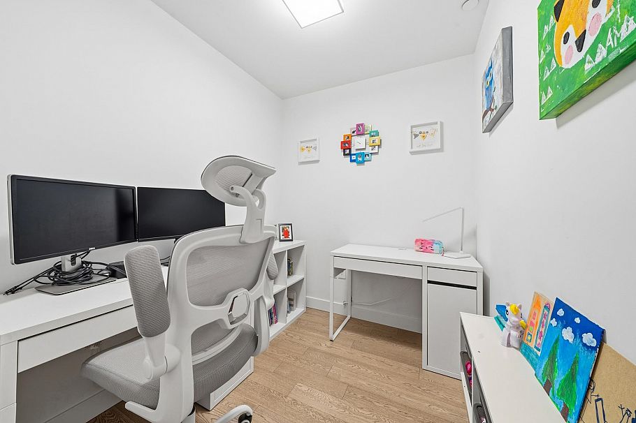 201 3220 Connaught Crescent North Vancouver, BC - 15