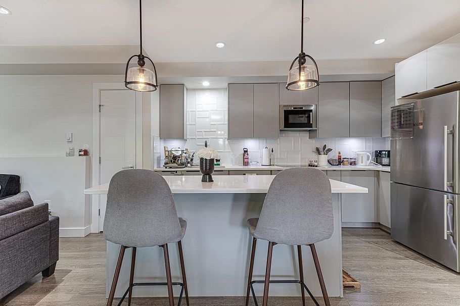 2488 E 34th Avenue Vancouver, BC - 7