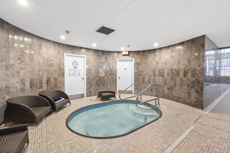 302 1625 Manitoba Street Vancouver, BC - 32