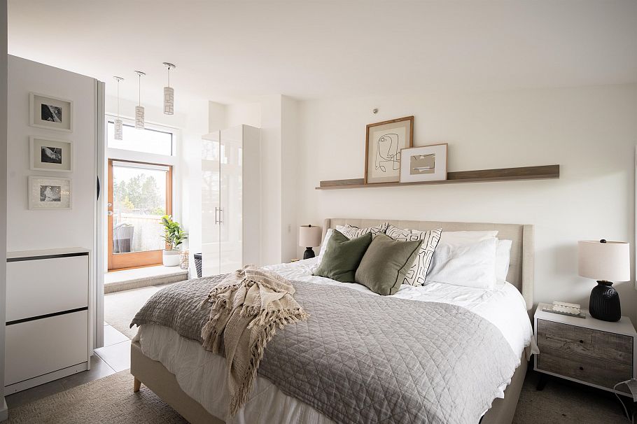 396 E 15th Avenue Vancouver, BC - 15