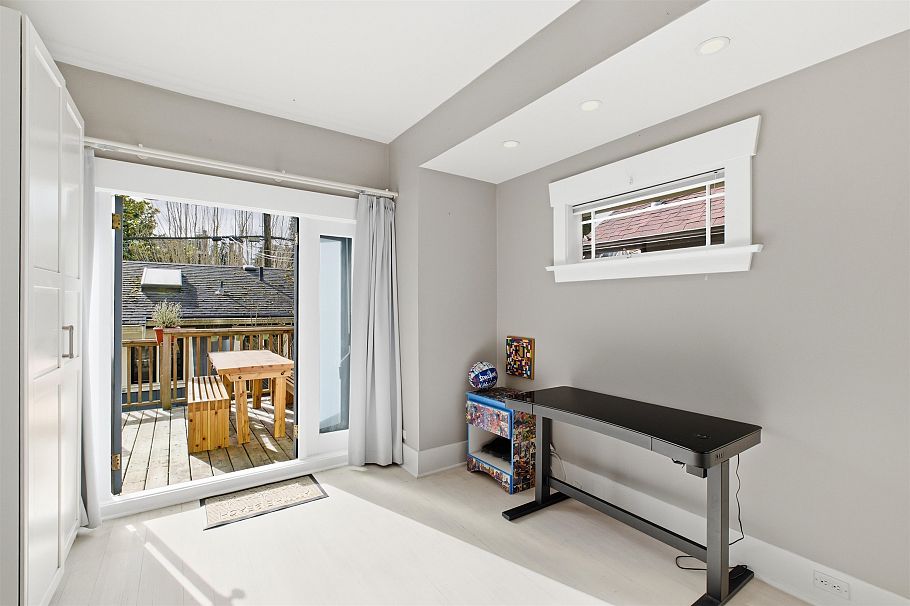 3044 Point Grey Road Vancouver, BC - 14