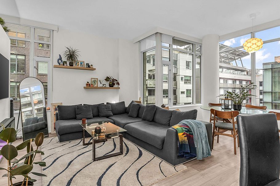 509 1633 Ontario Street Vancouver, BC - 4