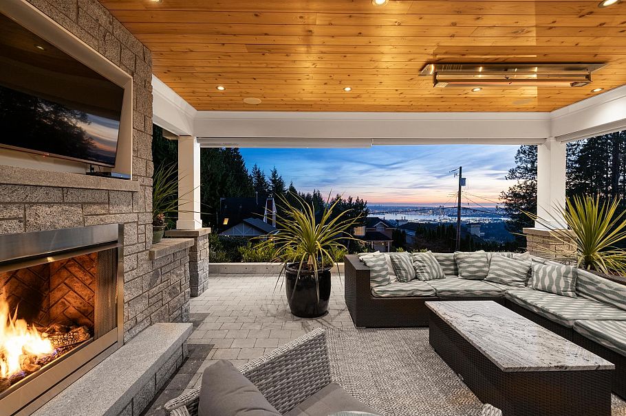 310 Beaver Road North Vancouver, BC - 32