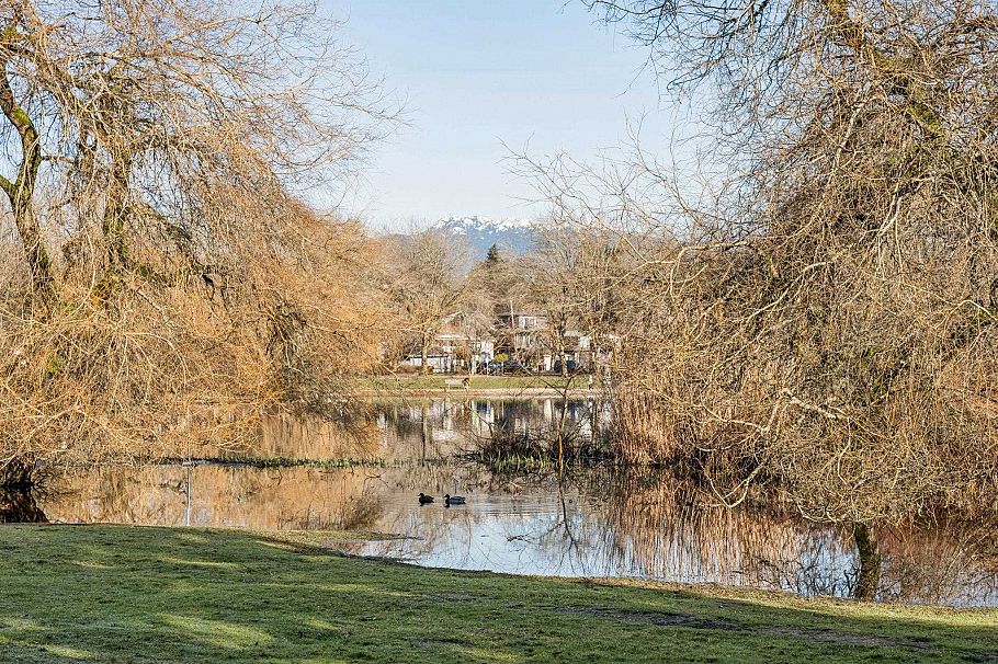 1851 E 16th Avenue Vancouver, BC - 31