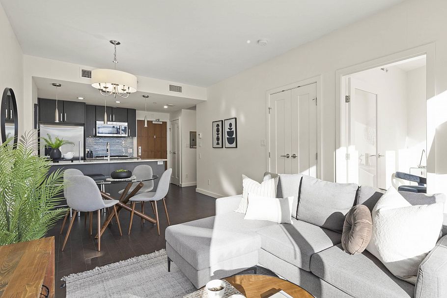 608 38 W 1st Avenue Vancouver, BC - 4