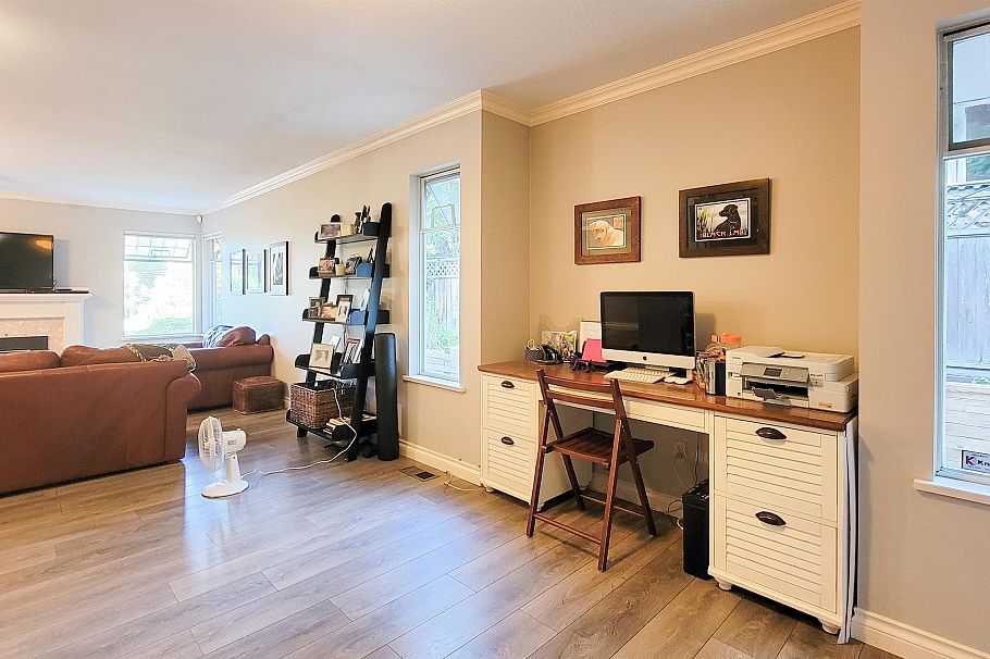 3595 Wellington Crescent North Vancouver, BC - 33