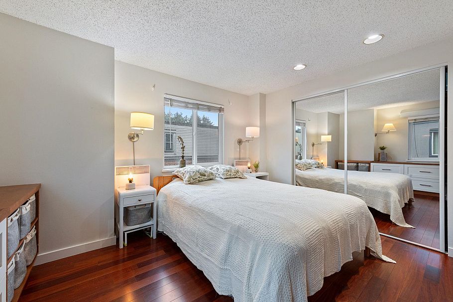 15 877 W 7th Avenue Vancouver, BC - 19