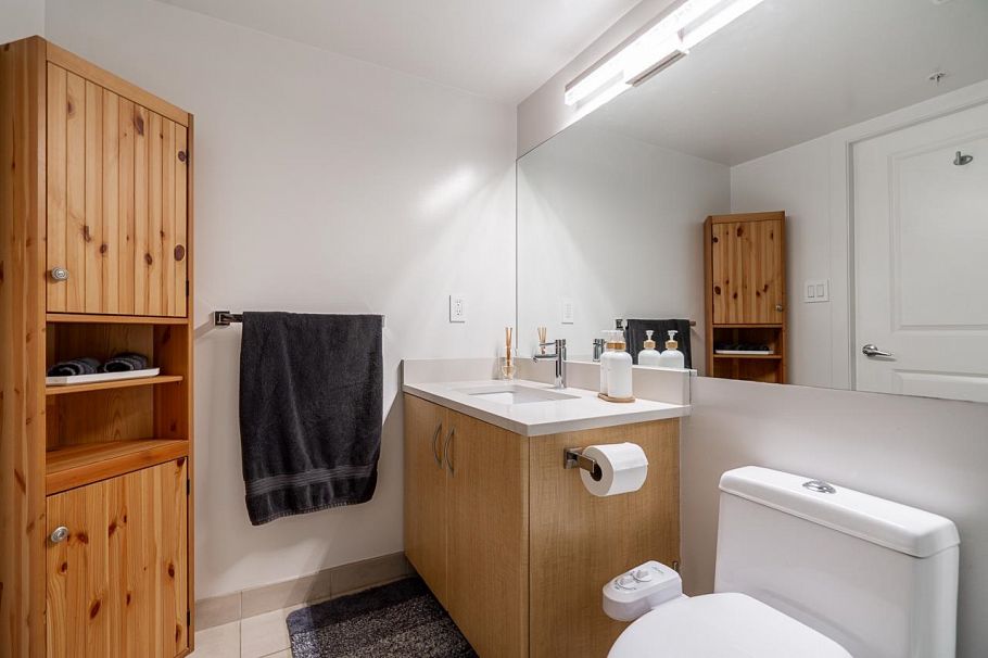 206 3638 Vanness Avenue Vancouver, BC - 20