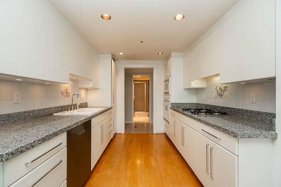 602 1550 W 15th Avenue Vancouver, BC - 6