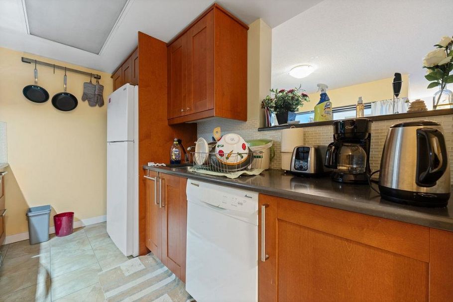 404 238 Alvin Narod Mews Vancouver, BC - 10