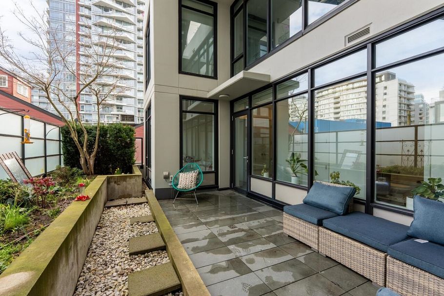 201 1788 Ontario Street Vancouver, BC - 2
