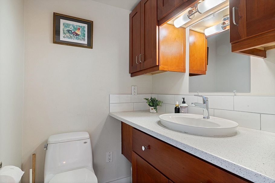 15 877 W 7th Avenue Vancouver, BC - 21