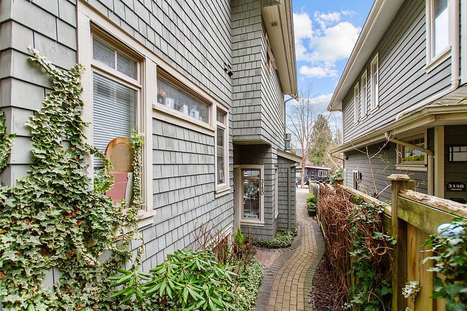 3150 Fromme Road North Vancouver, BC - 2