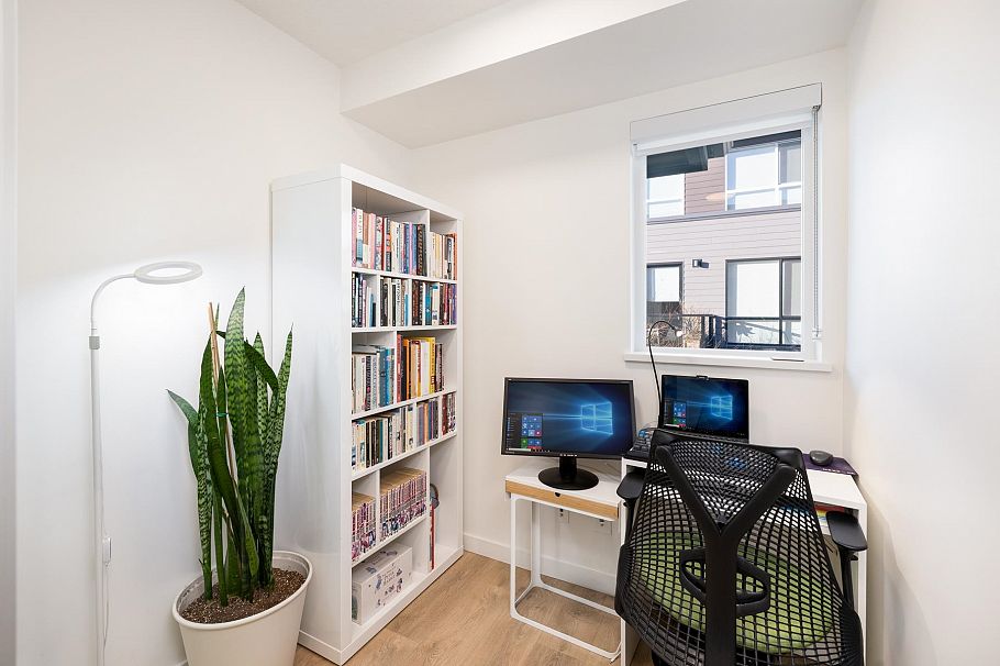 13 533 E 3rd Street North Vancouver, BC - 31